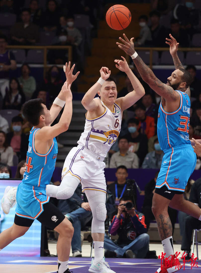 kaiyun-关于山东男篮清晨门线救险，志在CBA季后赛名次提升，话题不断，赛季目标并未改变的信息