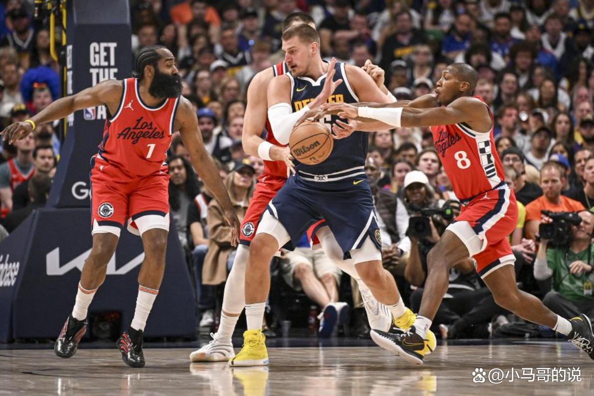 开云体育-加时末段阿斯顿维拉调整名单以备NBA总决赛；手感冰凉环节打磨；引发热议；阵容厚度经受考验的简单介绍