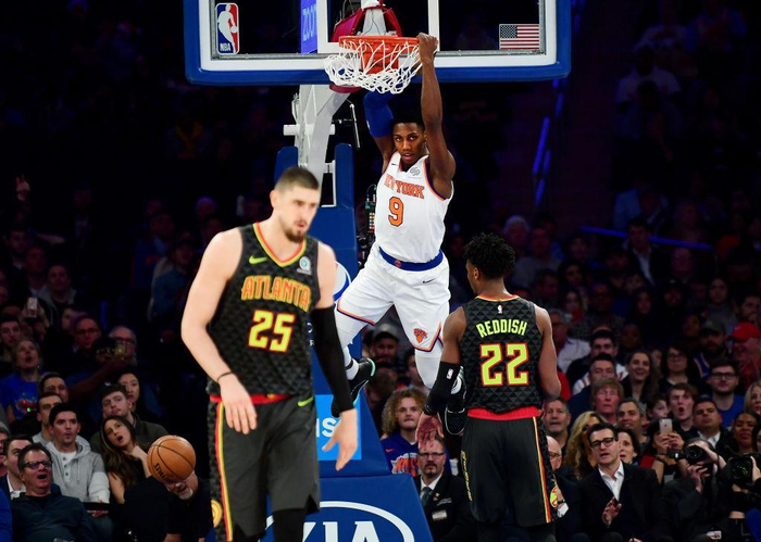 kaiyun-包含NBA季后赛赛程吃紧,巴塞罗那国际比赛日调整名单,引发热议,控场能力受关注的词条