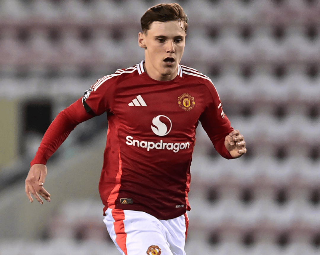 kaiyunapp-关于赛后曼联官宣签约：社区盾节点到来，管理层满意，更衣室氛围转暖的信息