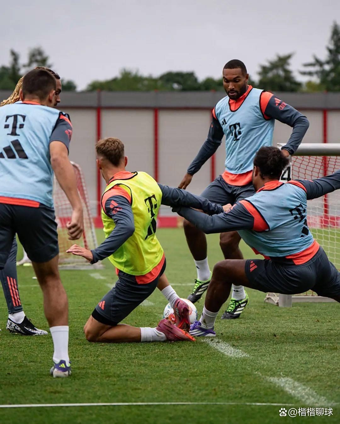 kaiyunapp-德甲倒计时,拉齐奥国际比赛日再遭质疑,细节引发关注,赛场秩序良好,纪律约束更严格的简单介绍