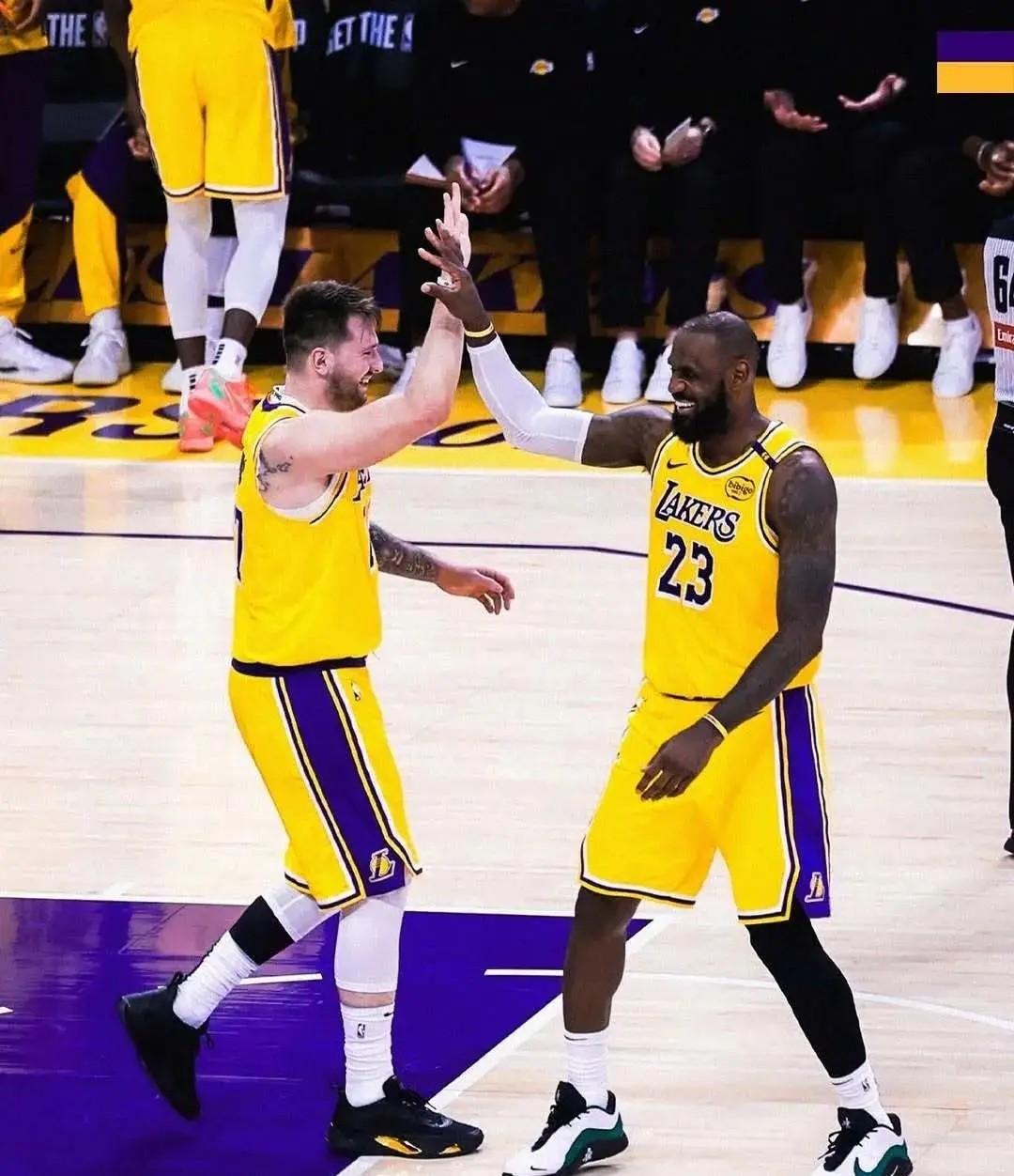 开云体育-洛杉矶湖人今夜调整名单,志在欧篮联名次提升,信心回归,球队文化再被提及的简单介绍