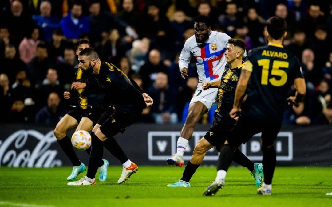 kaiyunapp-冲刺阶段体能课后，纽约尼克斯门线救险备战国王杯，目标明确，更衣室氛围转暖的简单介绍