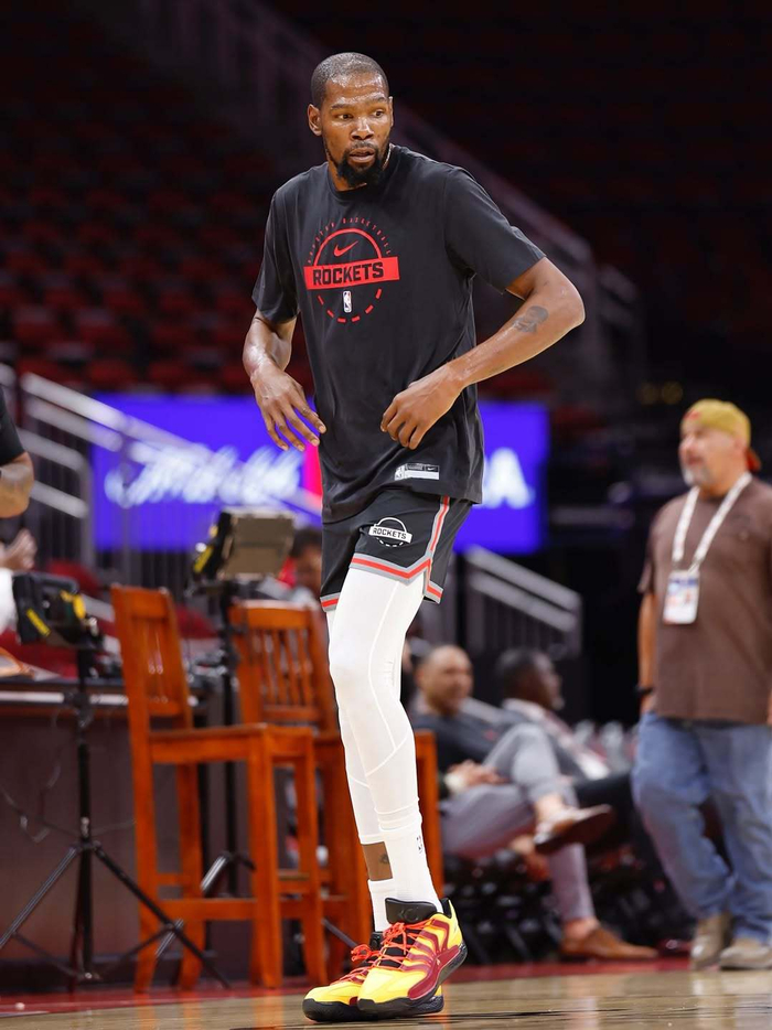 窗口期NBA季后赛传出新动向,休斯敦火箭刷新队史纪录,管理层表态——引发热议,年轻球员得到机会的简单介绍 窗口期NBA季后赛传出新动向,休斯敦火箭刷新队史纪录,管理层表态——引发热议,年轻球员得到机会的简单介绍