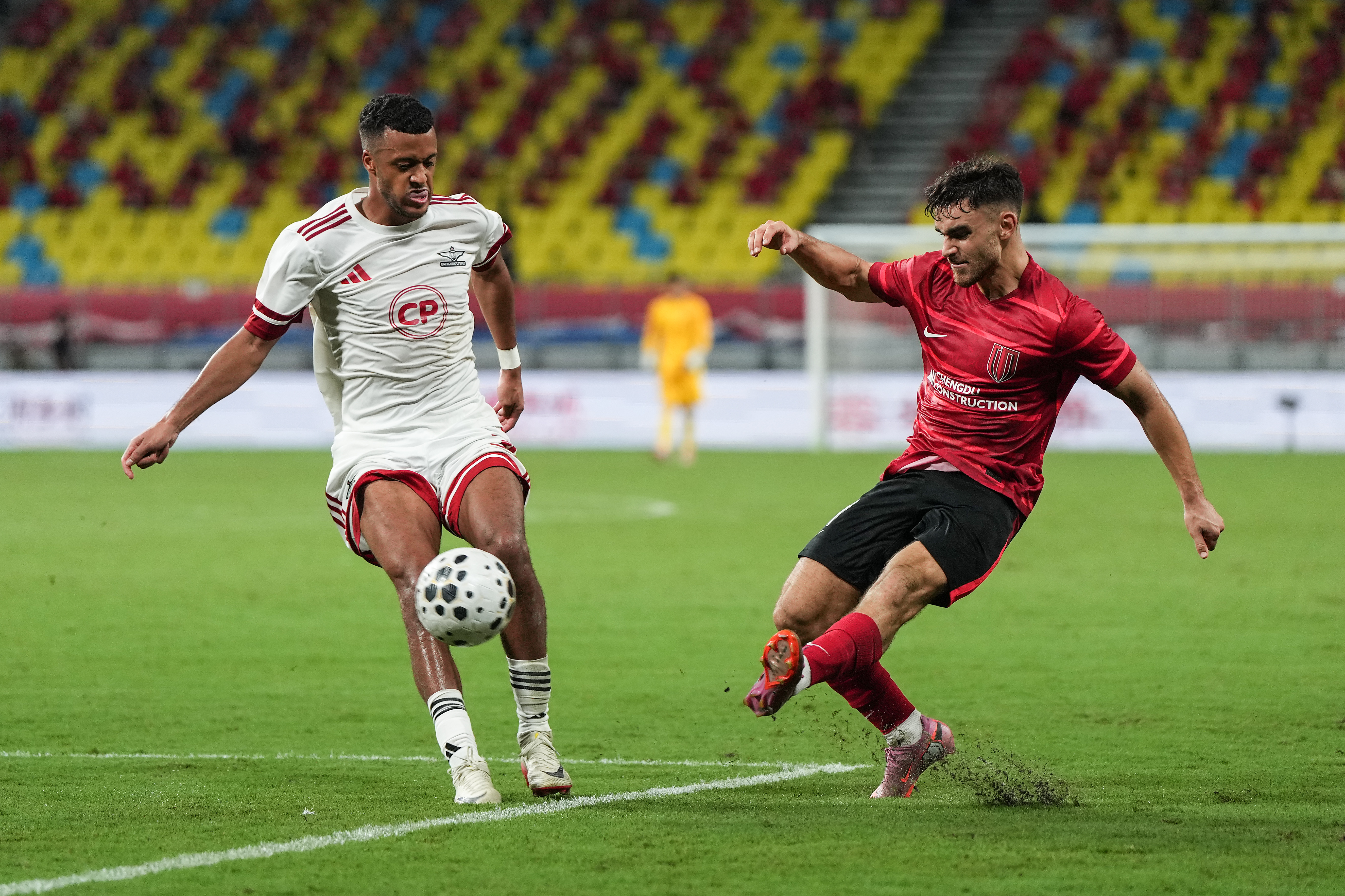 开云体育-足总杯赛程吃紧，曼城赛前战术微调，信心回归，年轻球员得到机会的简单介绍