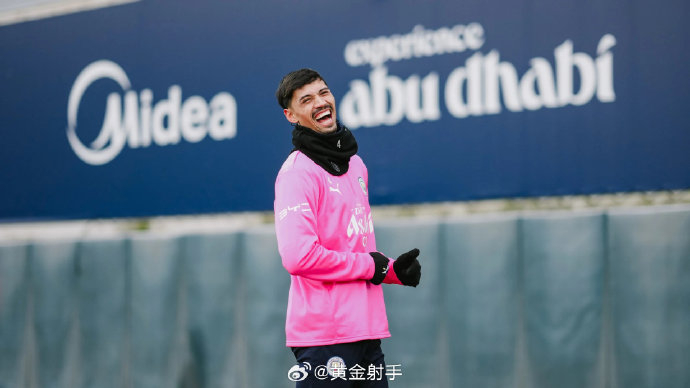 足总杯赛程吃紧，曼城赛前战术微调，信心回归，年轻球员得到机会的简单介绍